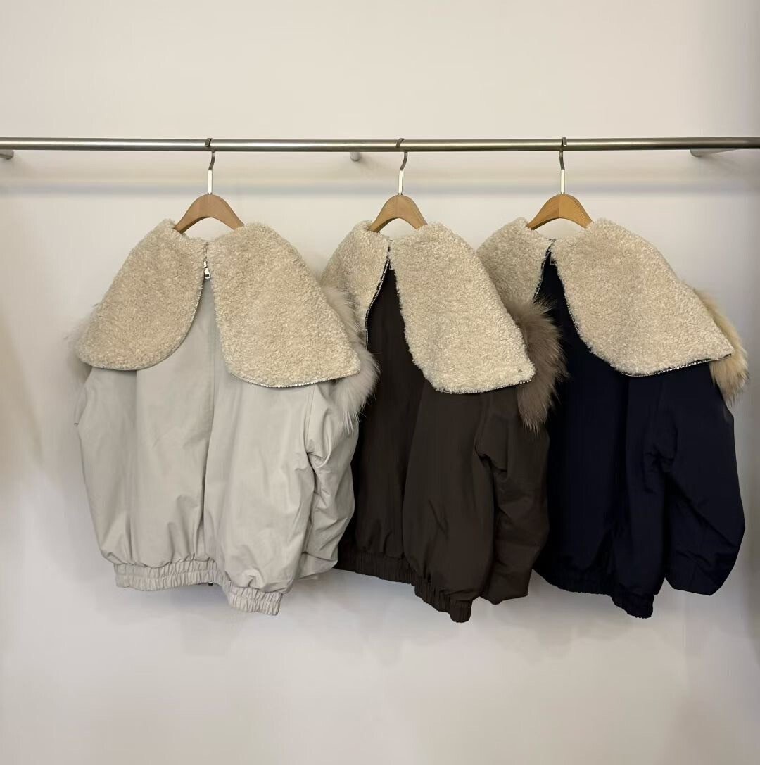 配色QQ毛皮草領片造型溫暖排釦外套 / 3色