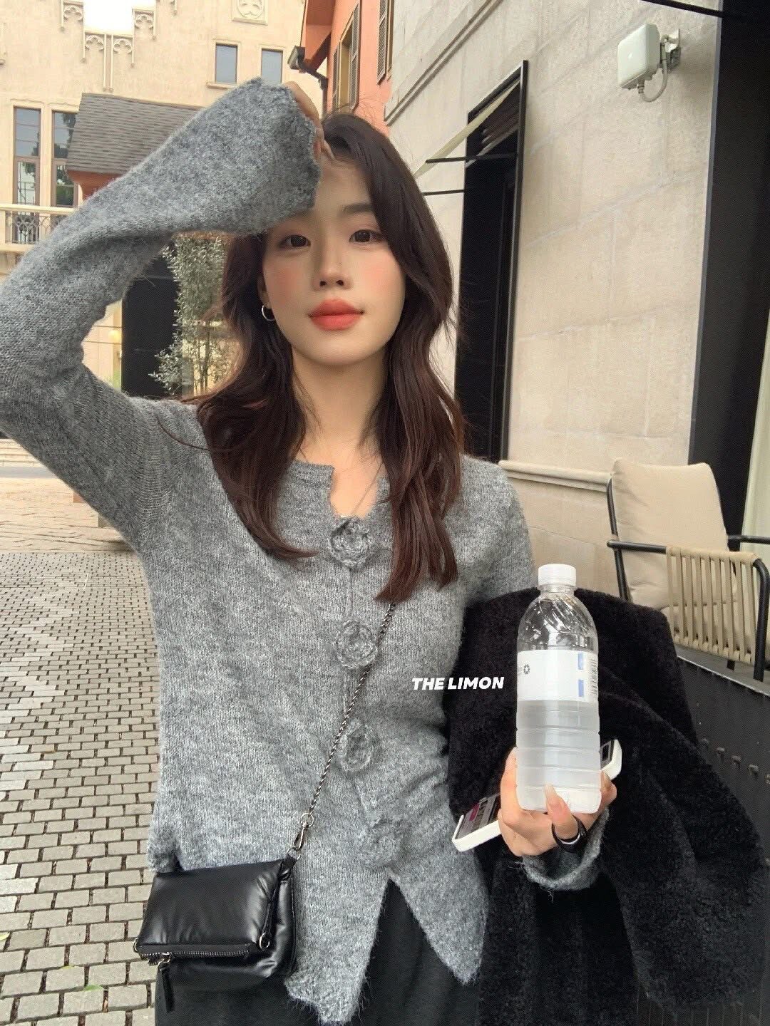 韓-252975花扣小香感毛絨外套