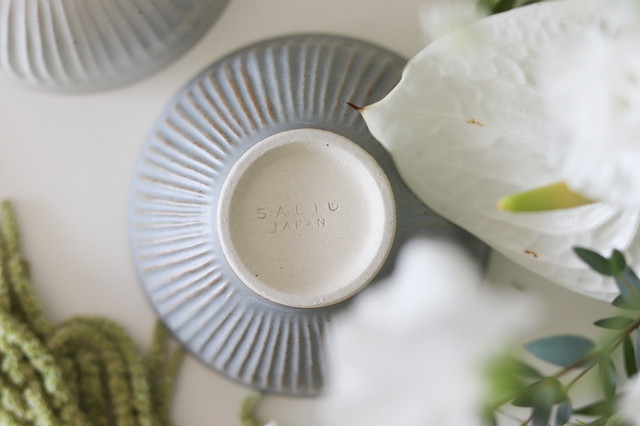 日本 美濃燒 SALIU 刻紋 飯碗