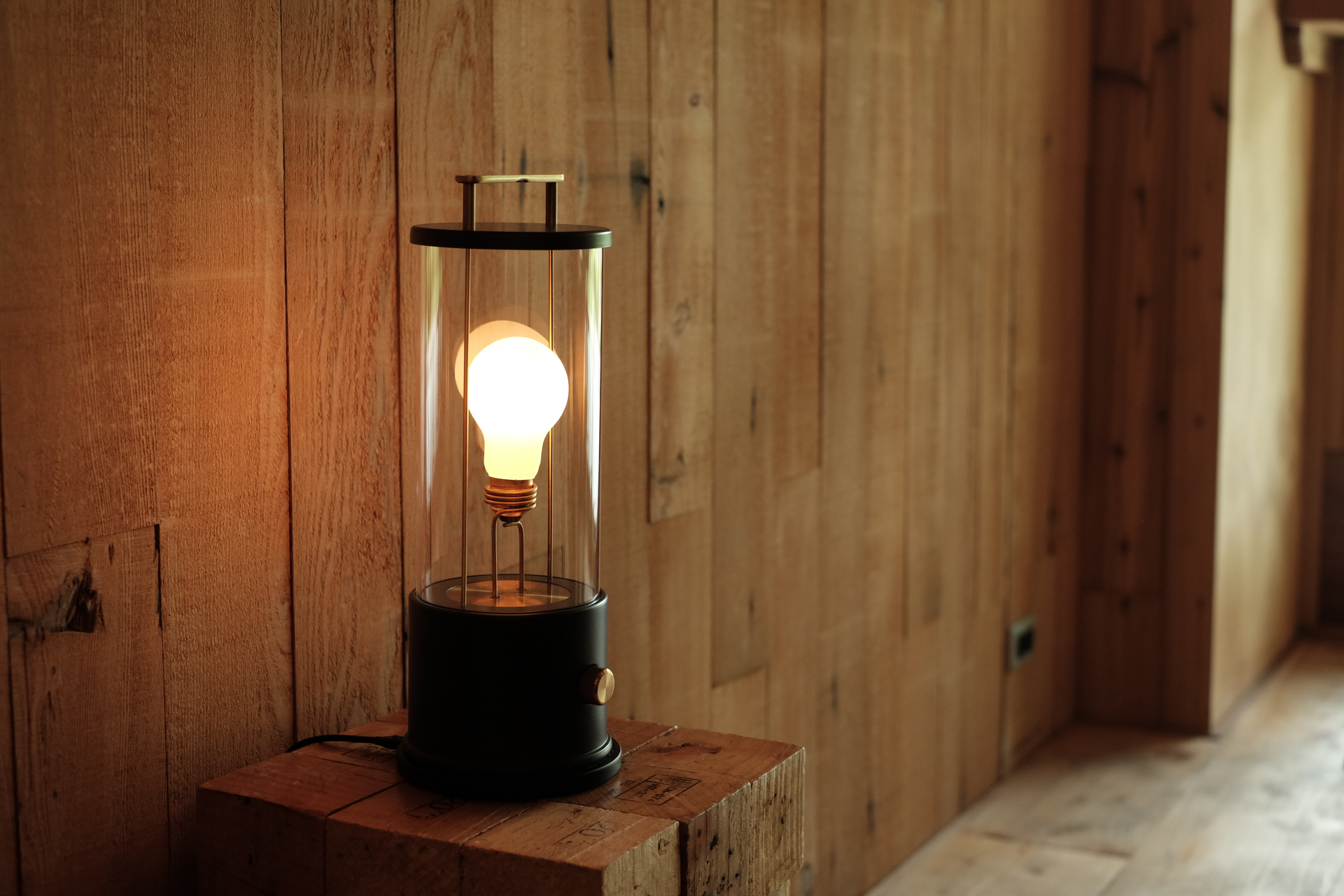 進口桌燈-lightplus-tala