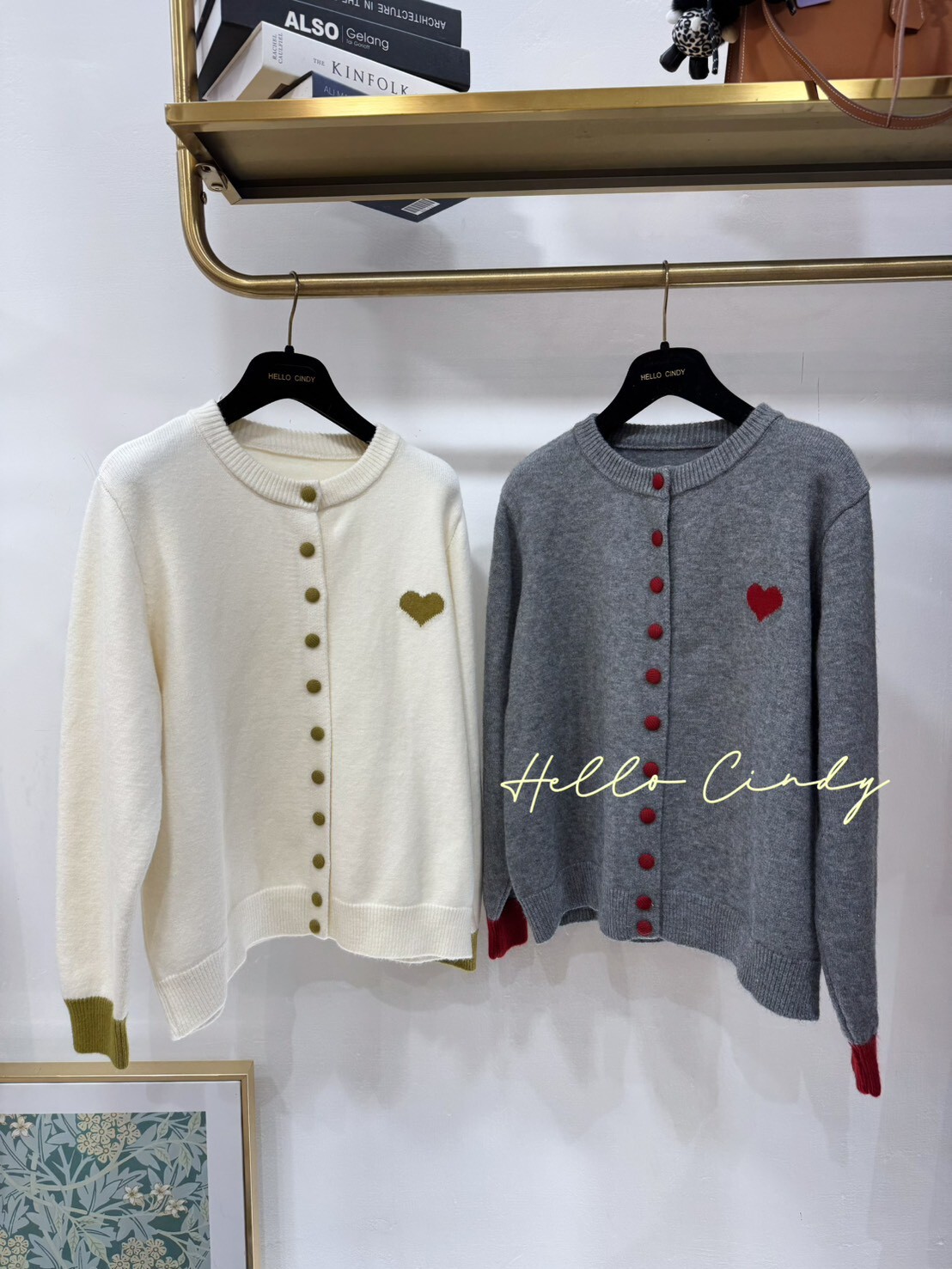 B12092 鈕扣撞色小愛心針織外套