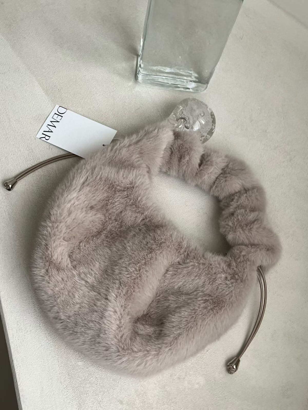 DM5324 皺皺束繩毛毛手提包