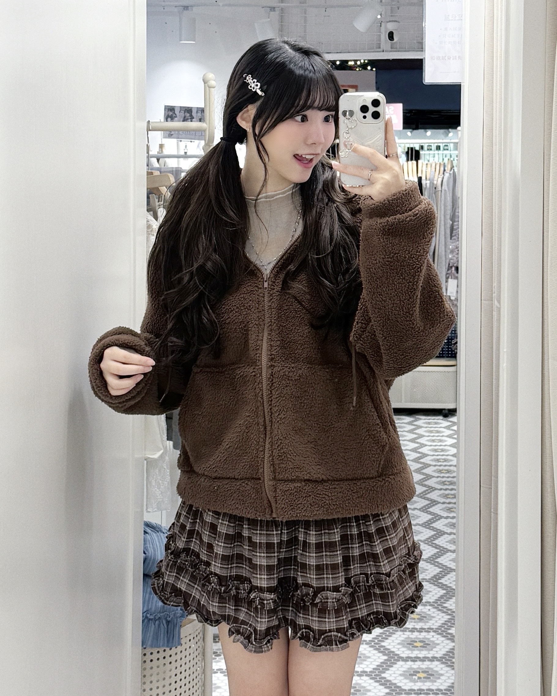 （停產）JK0381｜BM獨家熱賣🜲. 保暖系OVERSIZE有帽毛毛外套 #KR