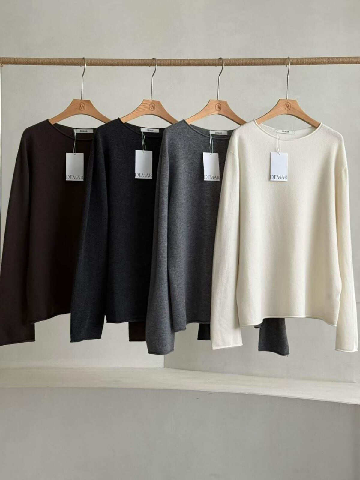 DM5337 捲捲邊圓領慵懶上衣