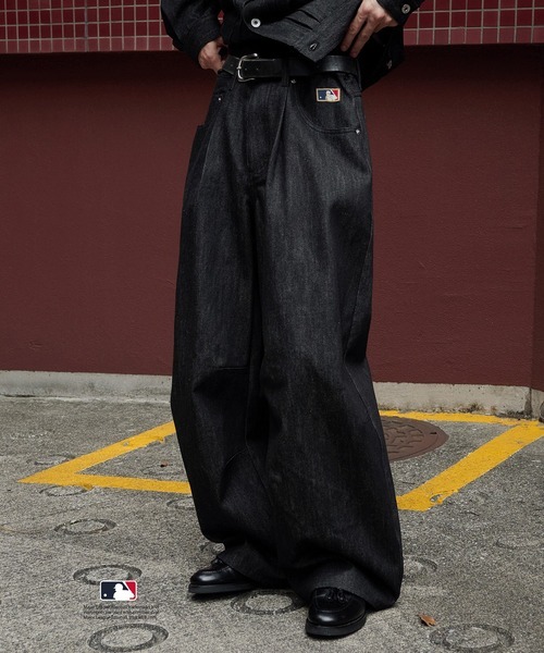 ⚾️ MLB 日本限定寬版刺繡牛仔褲