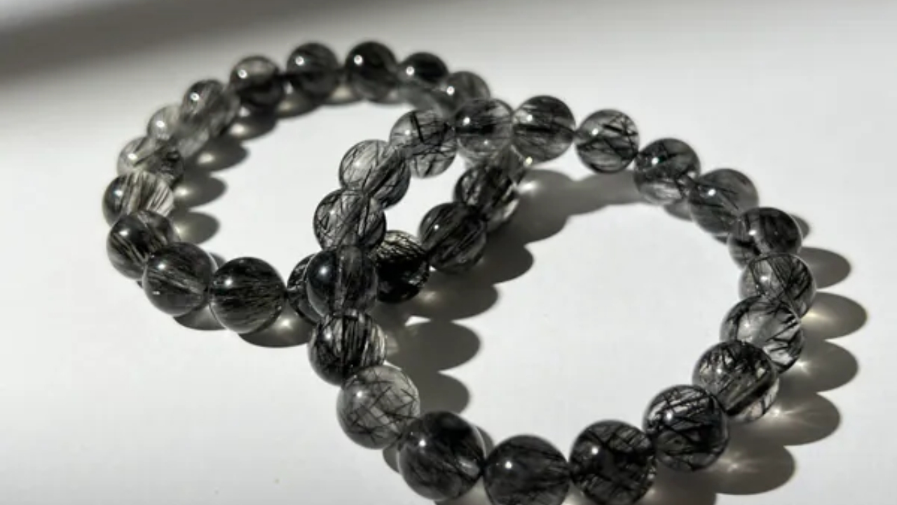 黑髮晶功效有哪些？解密5大功效，找到你的專業級能量後援！