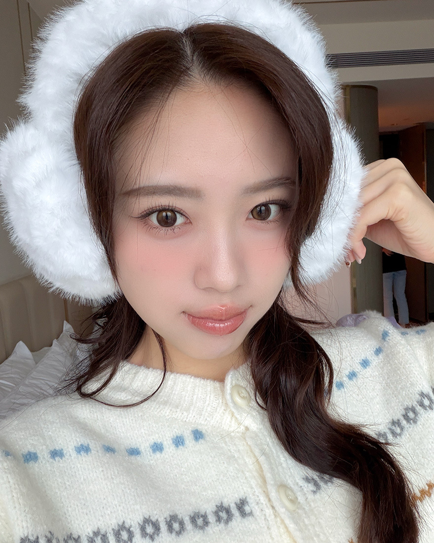 可愛入迷毛茸茸折疊式耳罩-雪花白