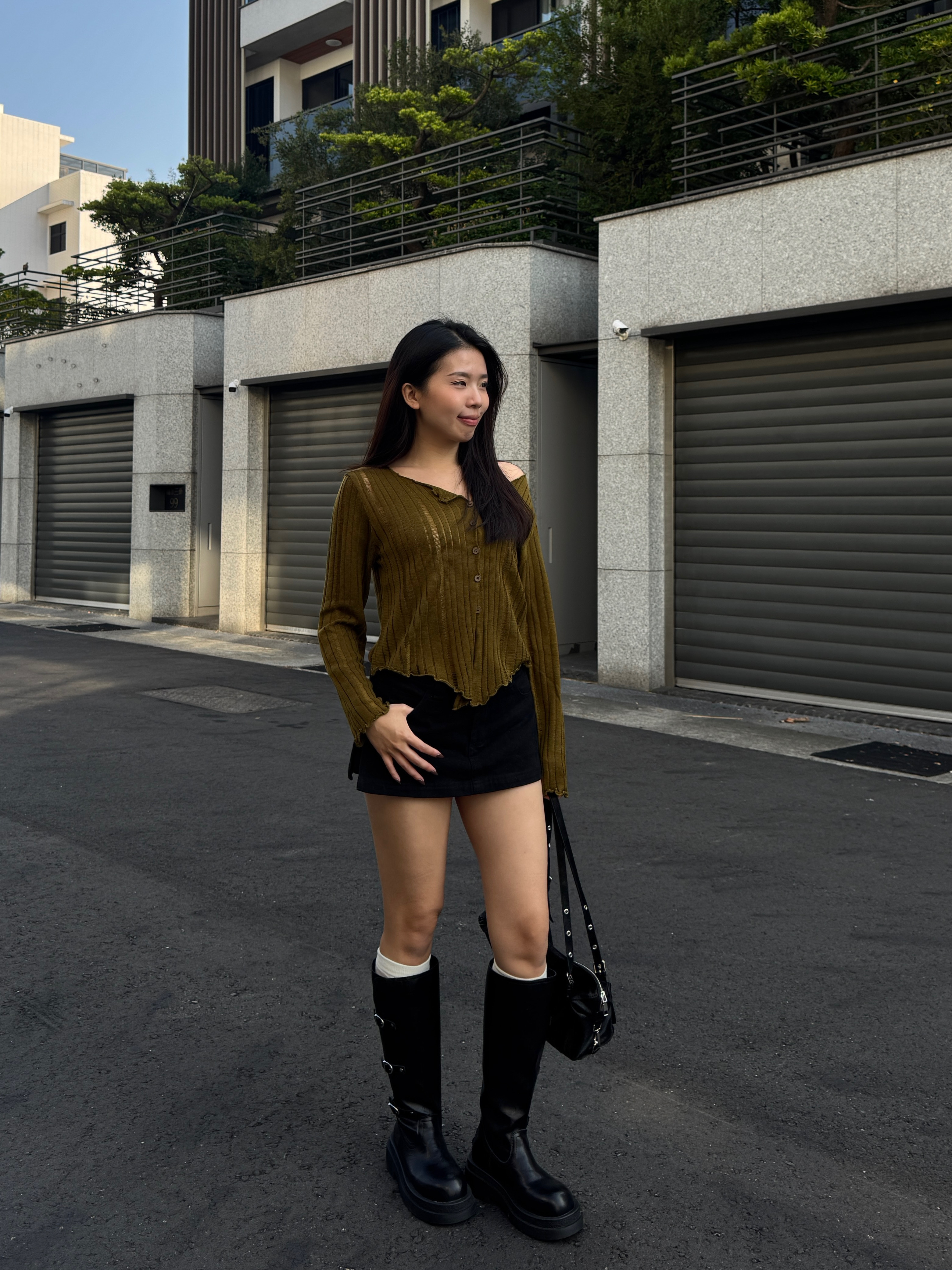 微透刷破坑條排扣上衣(3色)