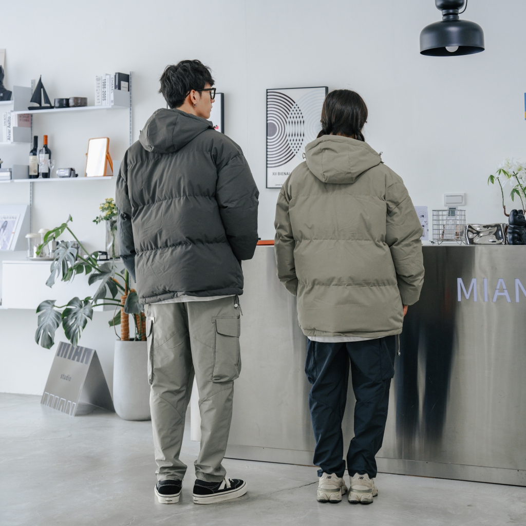 【現貨】鋪棉外套 連帽麵包外套 連帽外套 黑色 深灰 灰綠色 男女生  8555