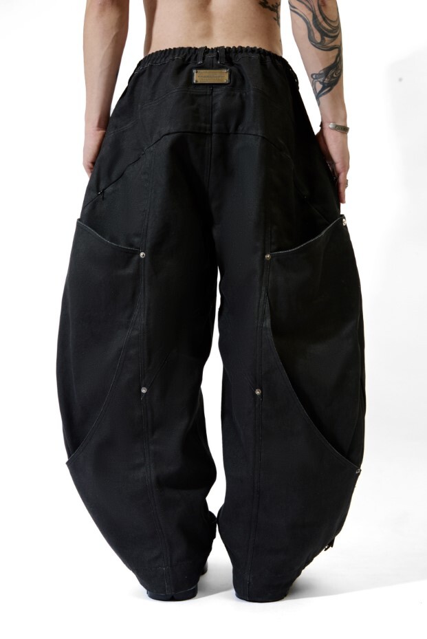 REMIX "Baggy Jeans" (Canvas)