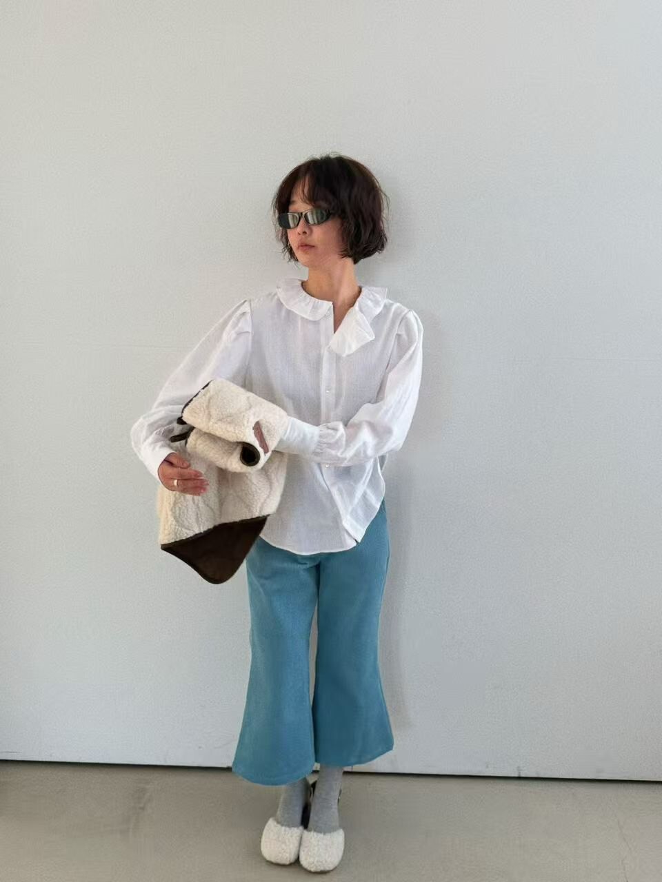 #AD55小荷葉領襯衫(黑/白/咖)