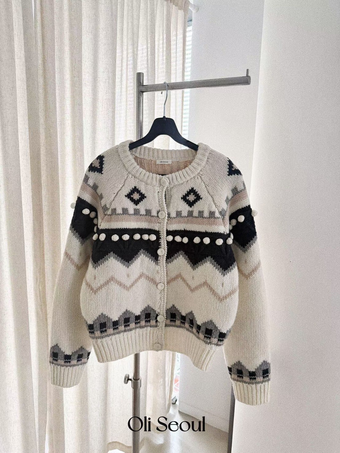 #AD56球球圖騰毛衣外套(水藍/深藍/白)