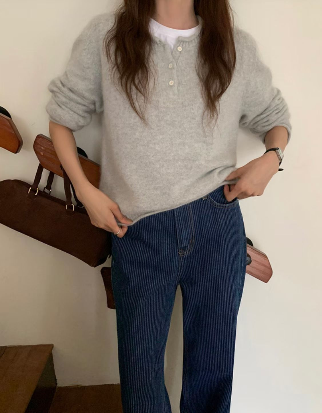 圓領排鈕針織上衣(灰色)