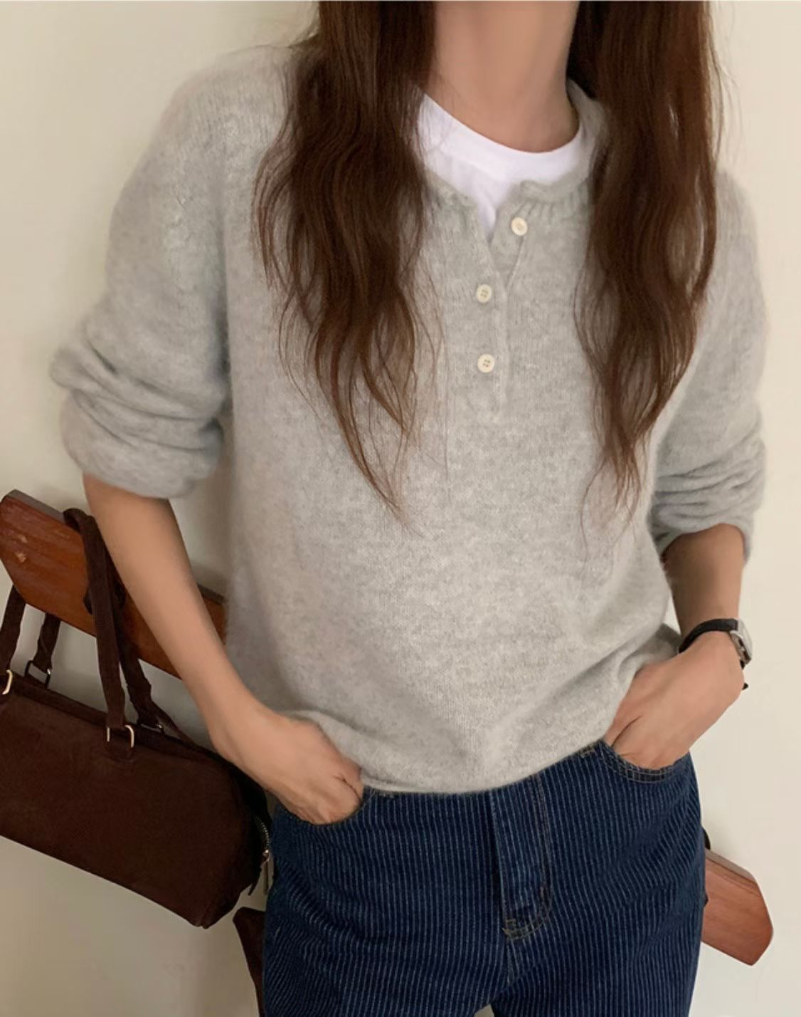 圓領排鈕針織上衣(灰色)