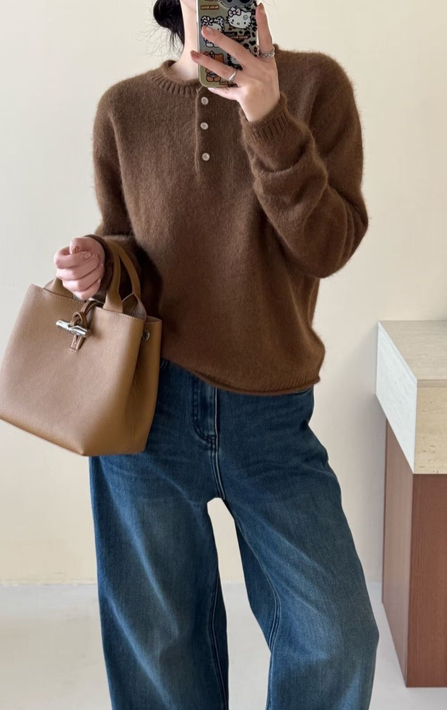 圓領排鈕針織上衣(焦糖色)