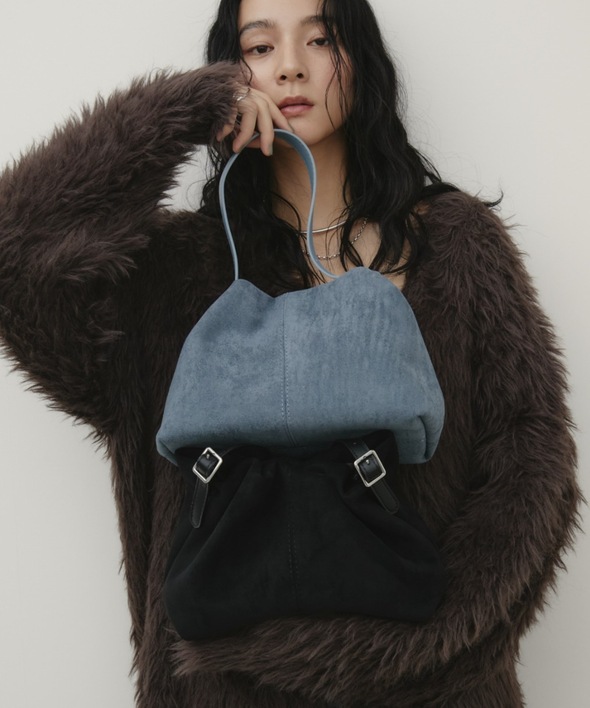 <好有質感..>日本 Aunt Marie's 麂皮 褶皺 水餃包 附揹帶 單肩包 三色