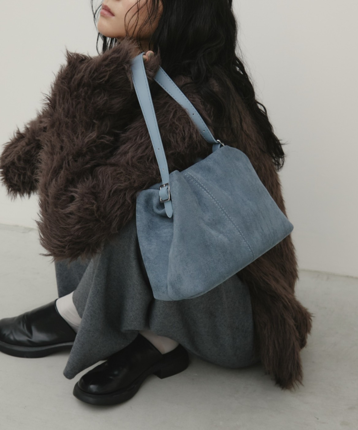 日本 Aunt Marie's 麂皮 褶皺 水餃包 附揹帶 單肩包 3色