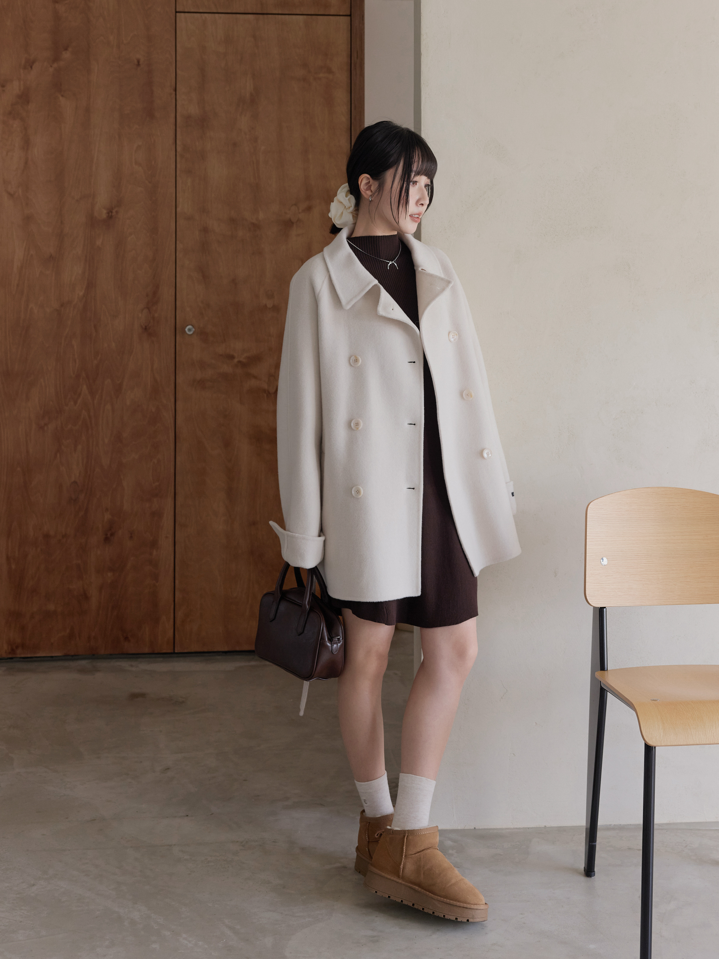 柔霧雙排釦羊毛短大衣