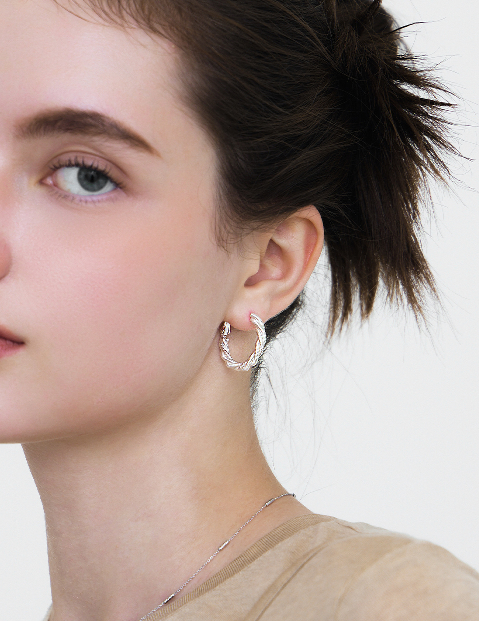 蛇骨麻花圈圈。針式耳環