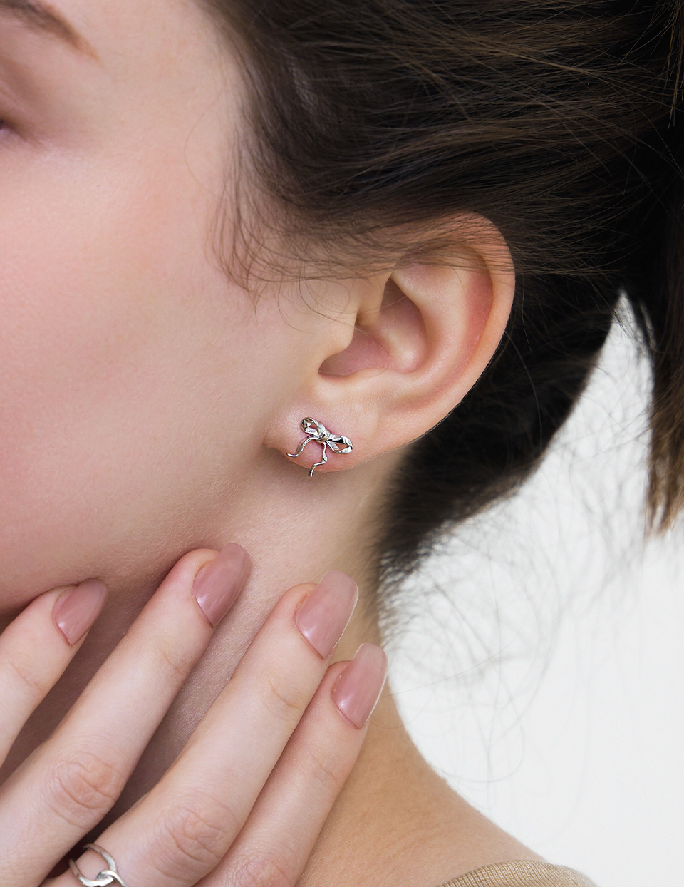 【925純銀】輕飄緞帶。針式耳環