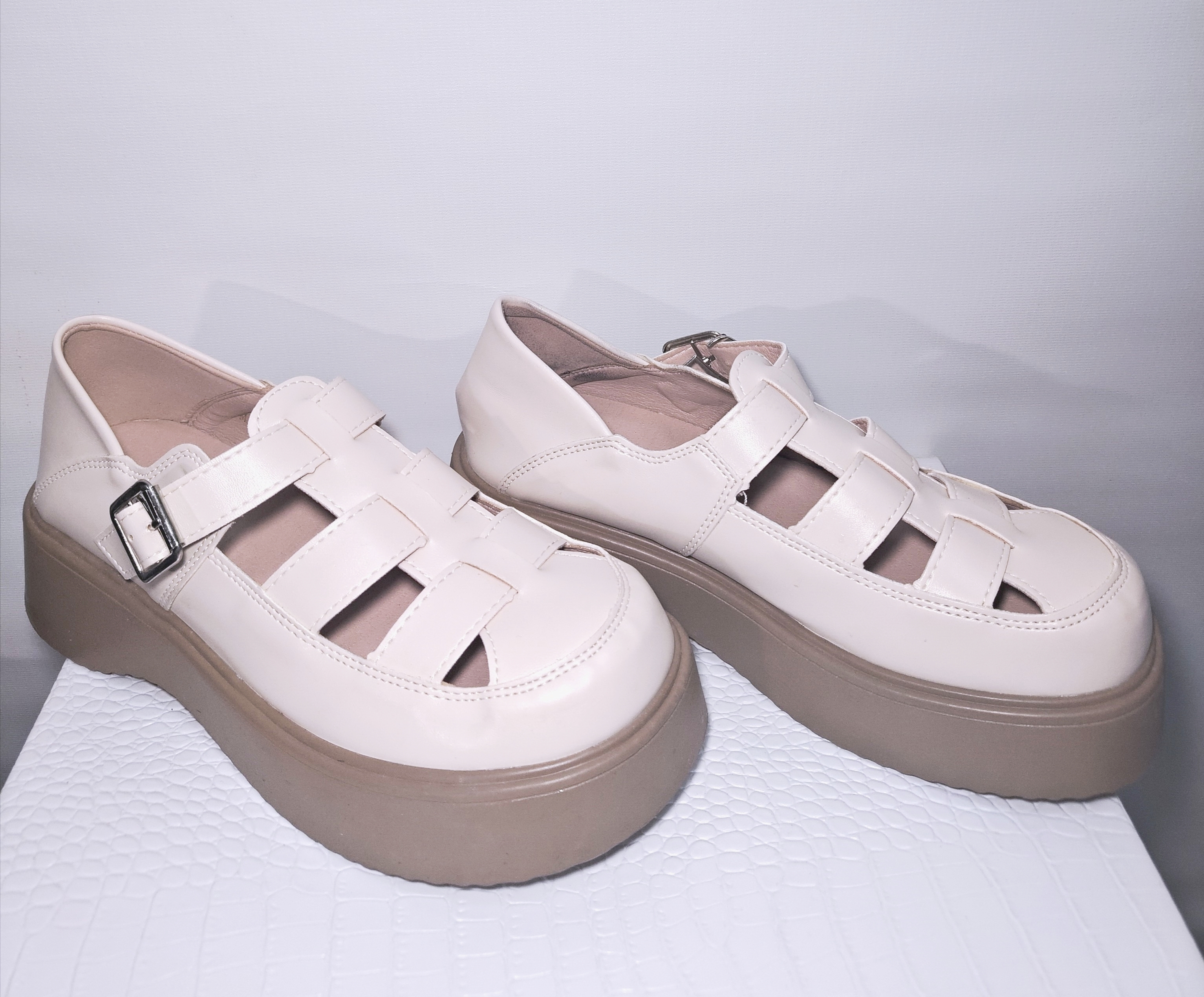 38碼 鏤空編織厚底瑪麗珍鞋 S20