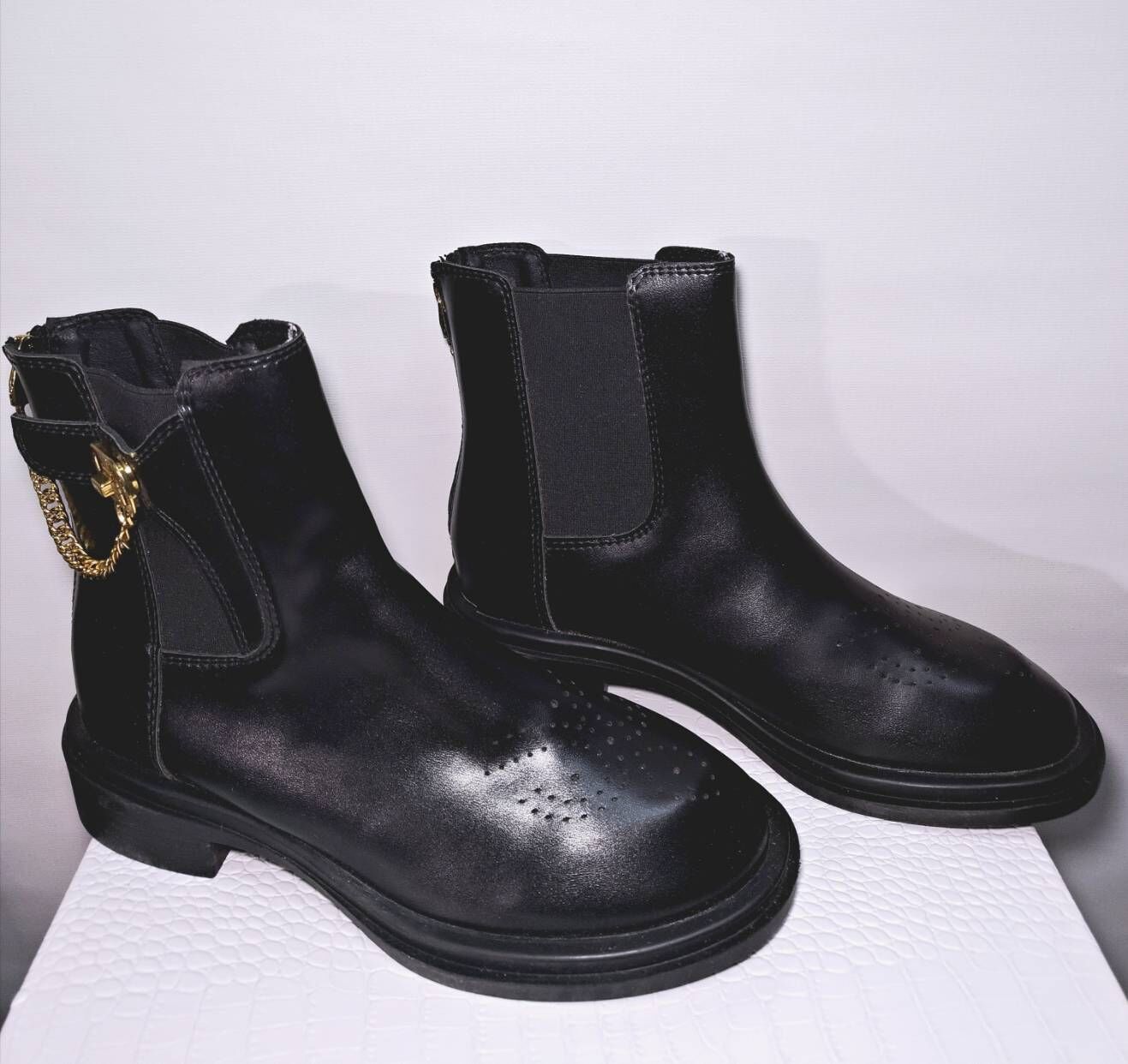 40碼 雕花金鍊切爾西靴 S24