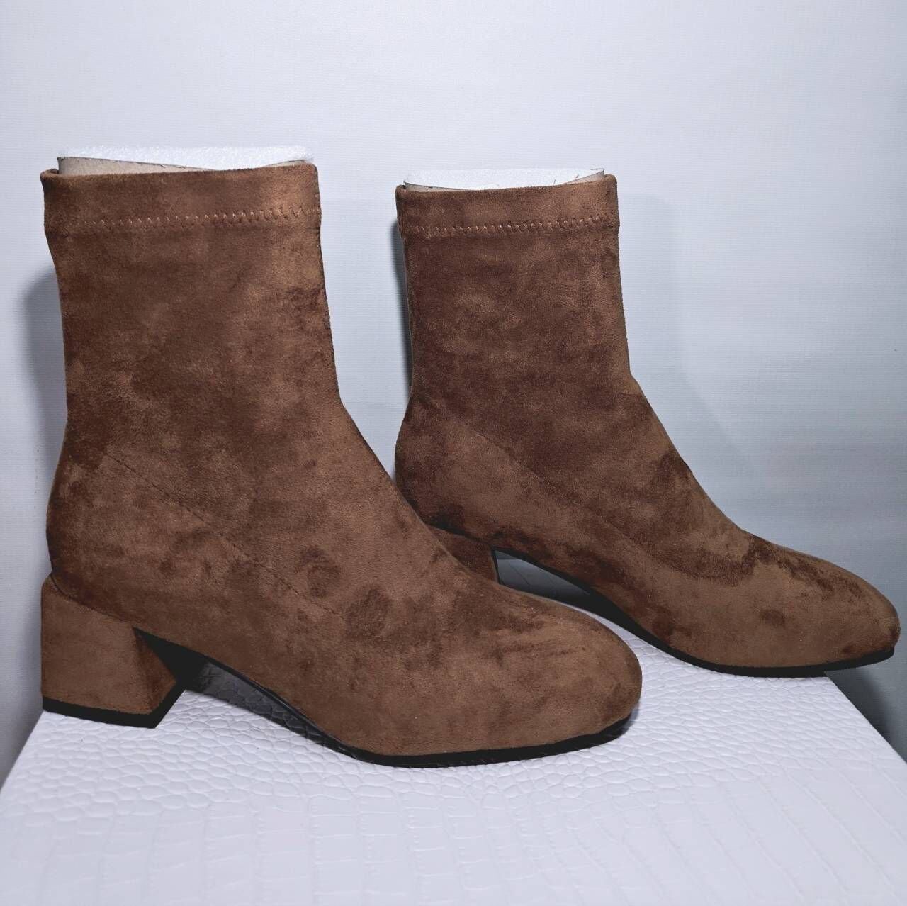 39碼 麂皮絨面方頭粗跟襪靴 S25