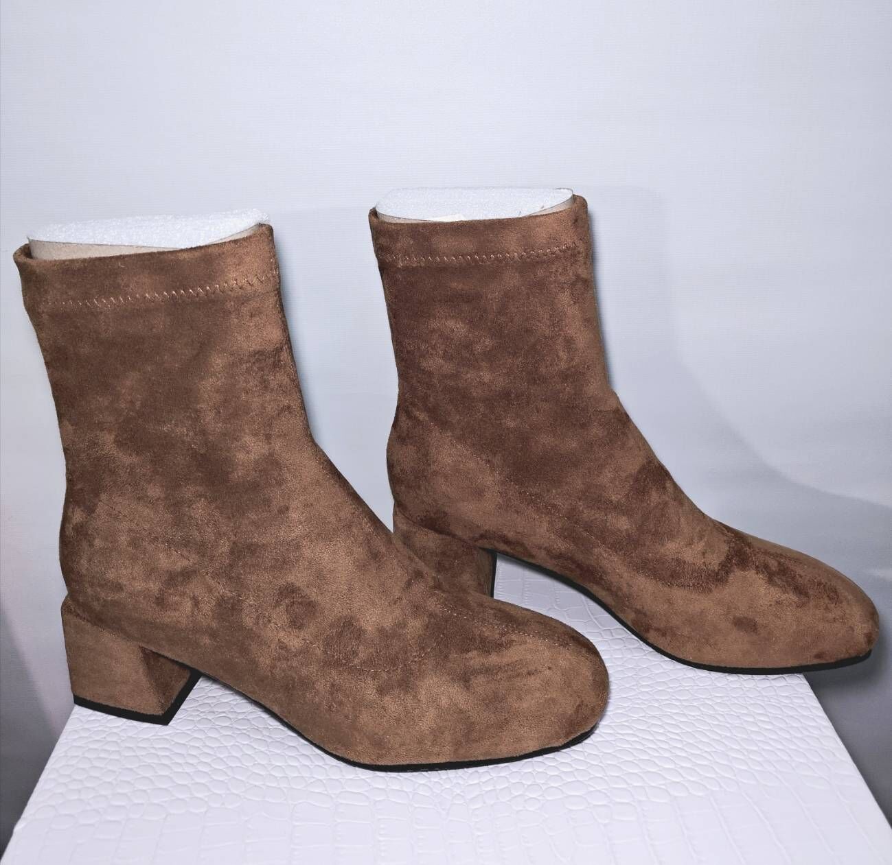 39碼 麂皮絨面方頭粗跟襪靴 S25