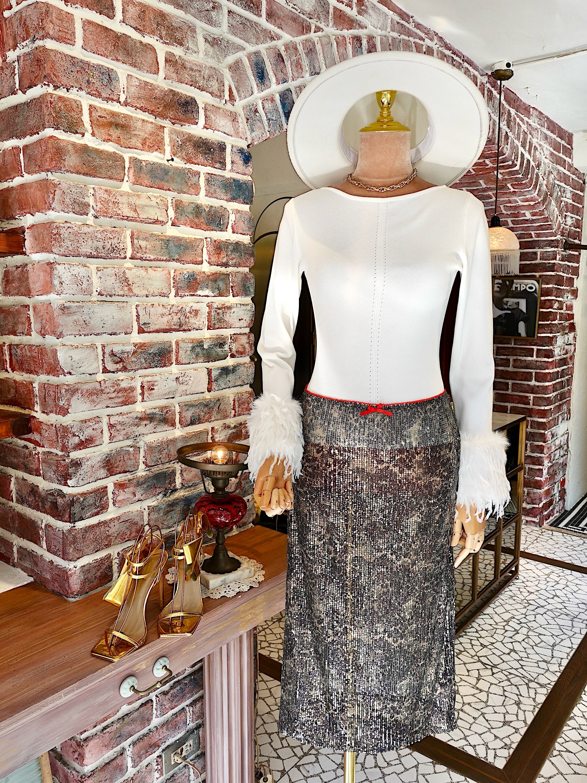 Dark Olive深橄欖色渲染小蝴蝶結亮片鉛筆裙