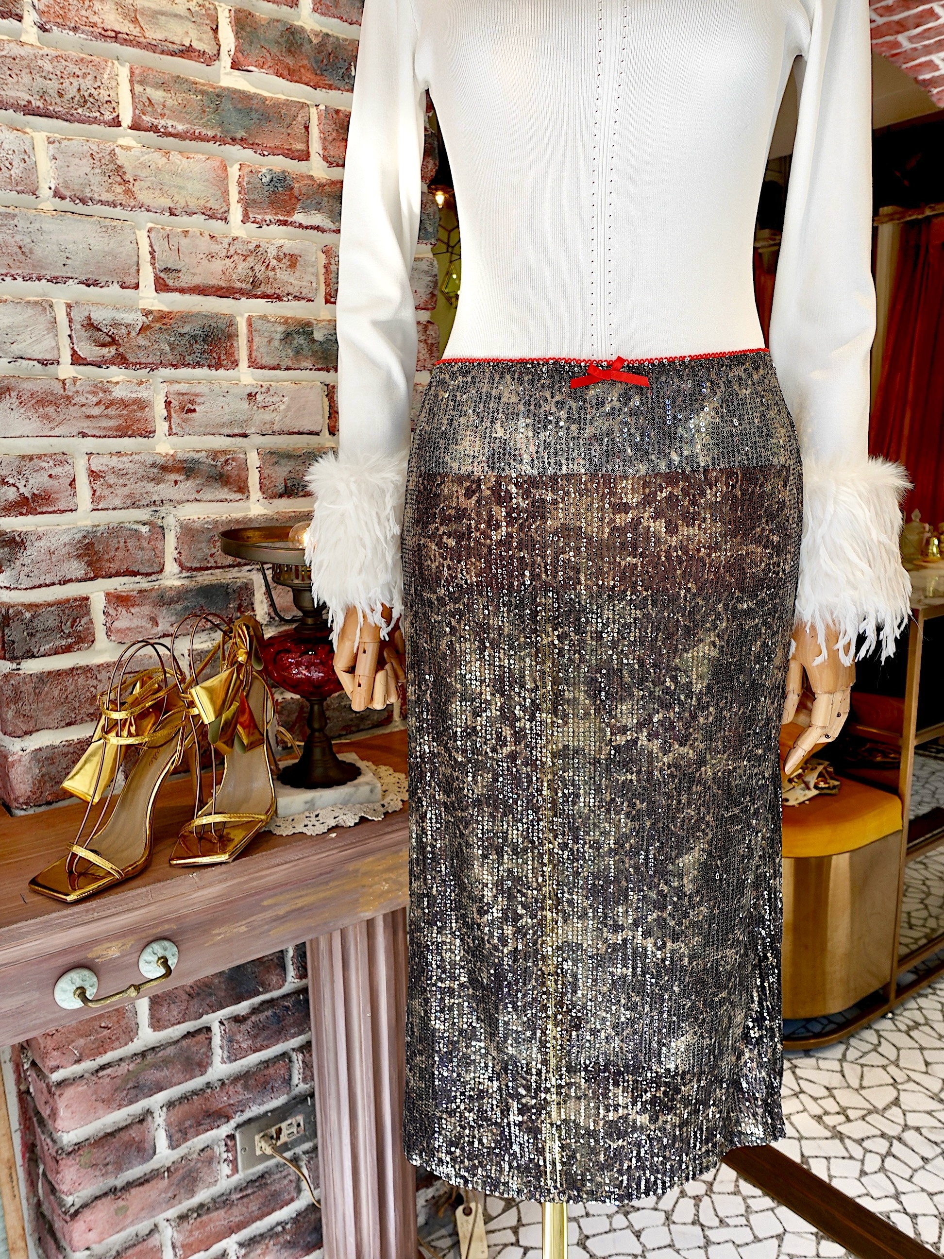 Dark Olive深橄欖色渲染小蝴蝶結亮片鉛筆裙