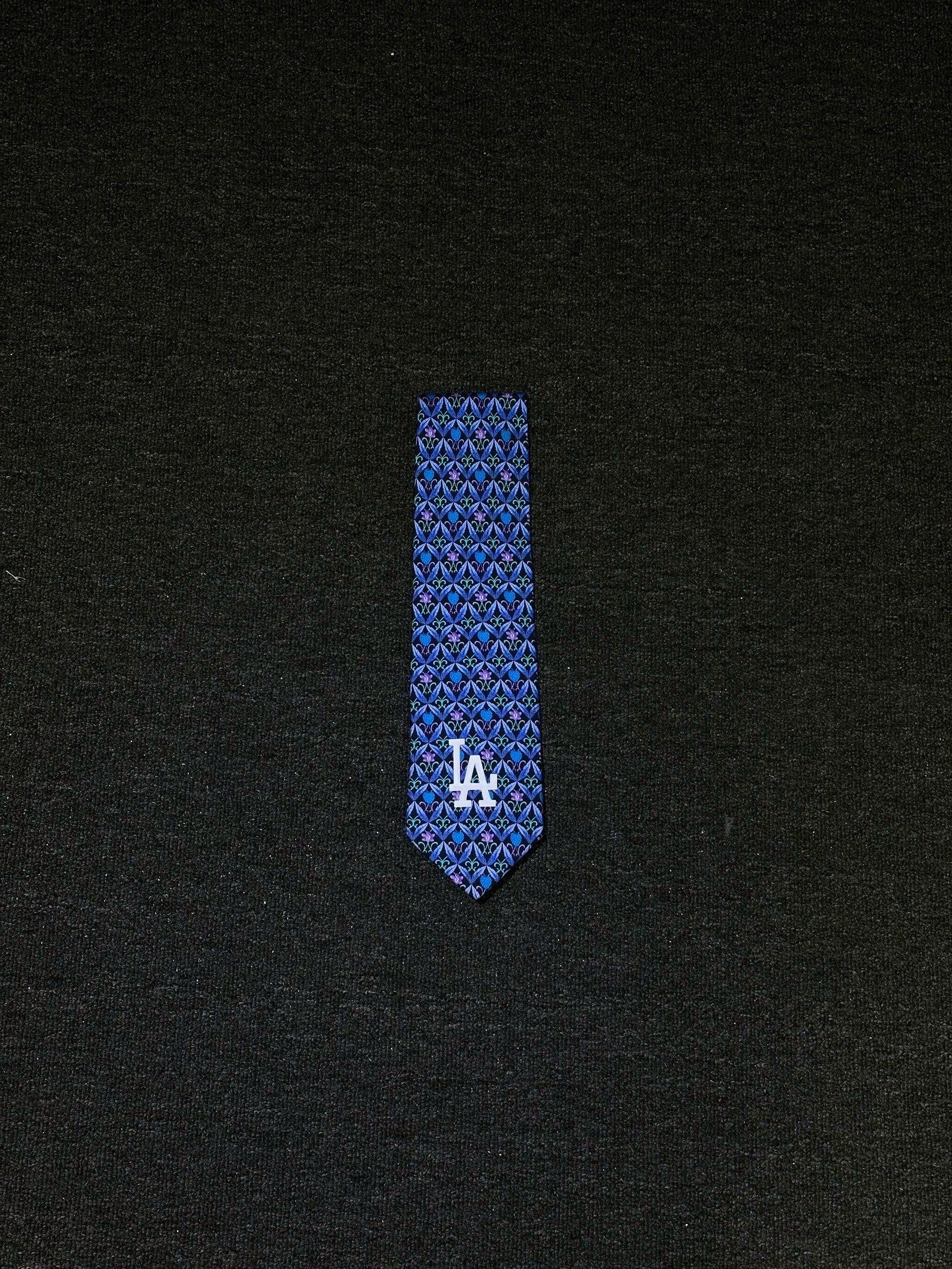 <穿搭必備單品!> Avantgarde Research Custom Tie 復古 領帶 437