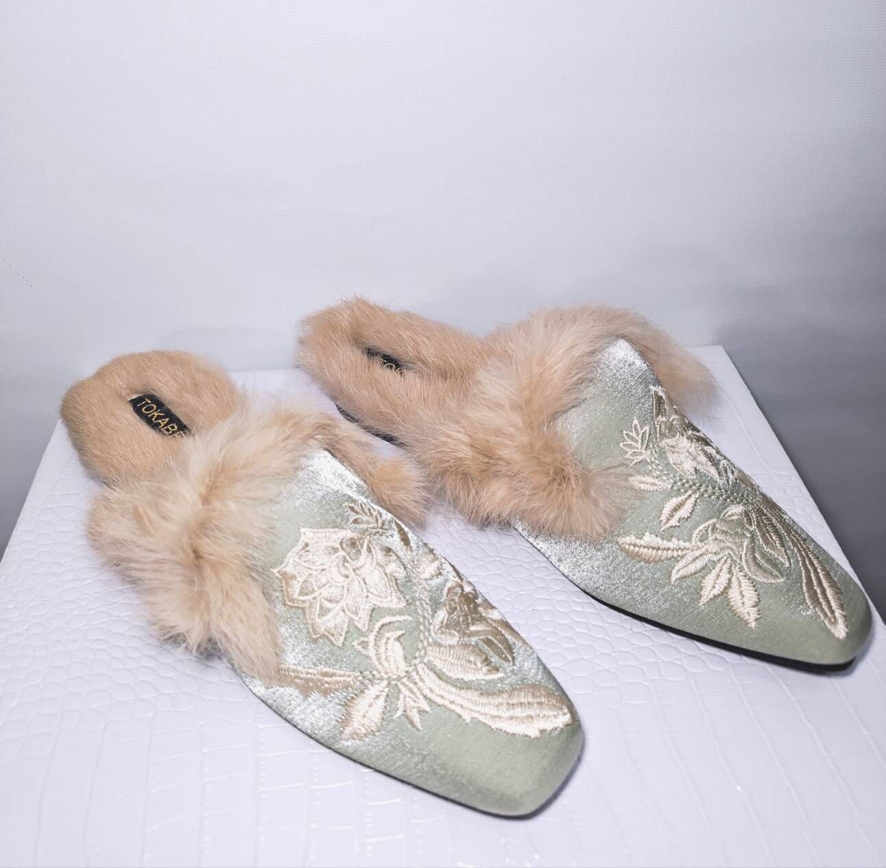 38碼 薄荷綠絨面尖頭後空鞋 S35