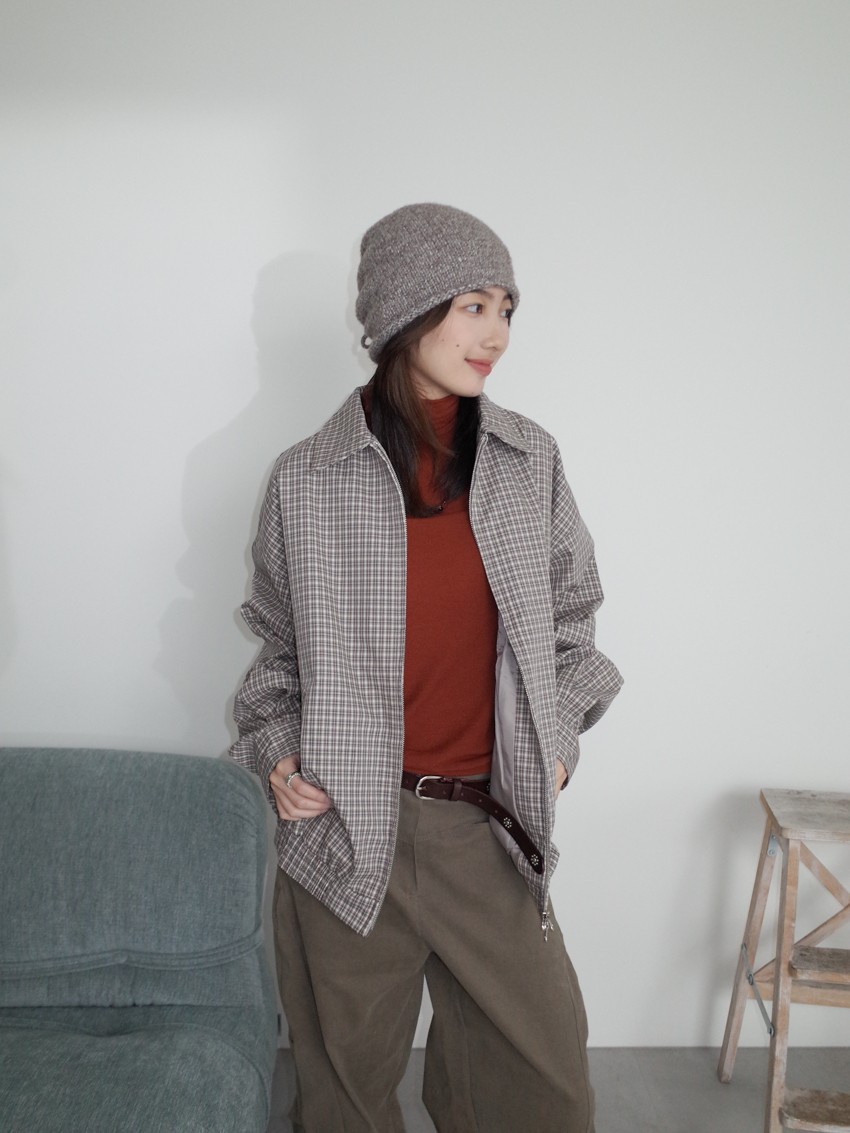 tie-back knit beanie