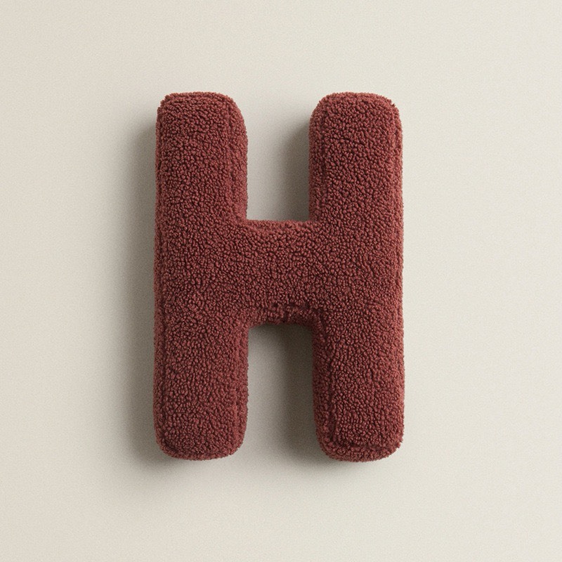 No.A204 莓色彩色圈圈字母抱枕