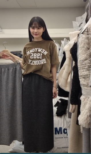 DM5357 彈性棉後開叉直筒裙