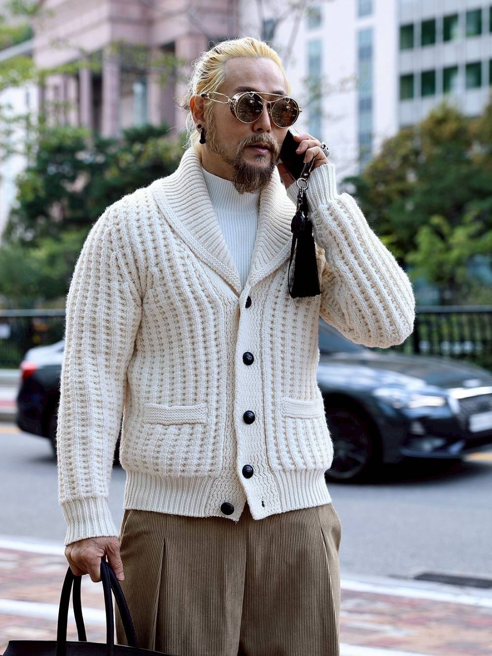 肌肉型披肩領羊毛針織開襟衫