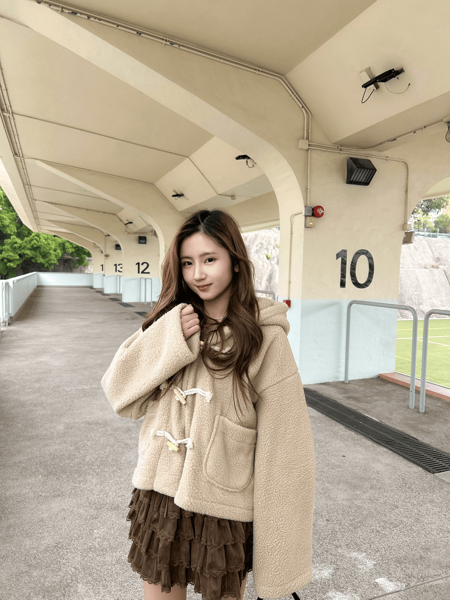 穿上後秒變小熊～毛毛牛角褸