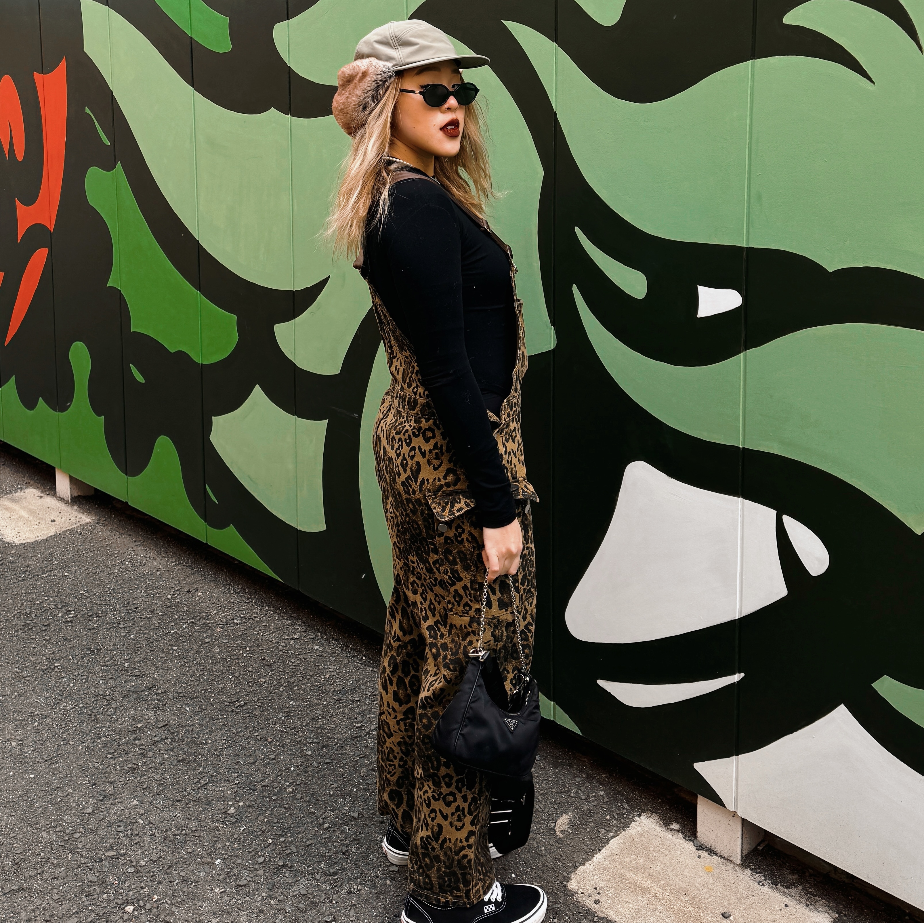 美式豹紋牛仔吊帶褲