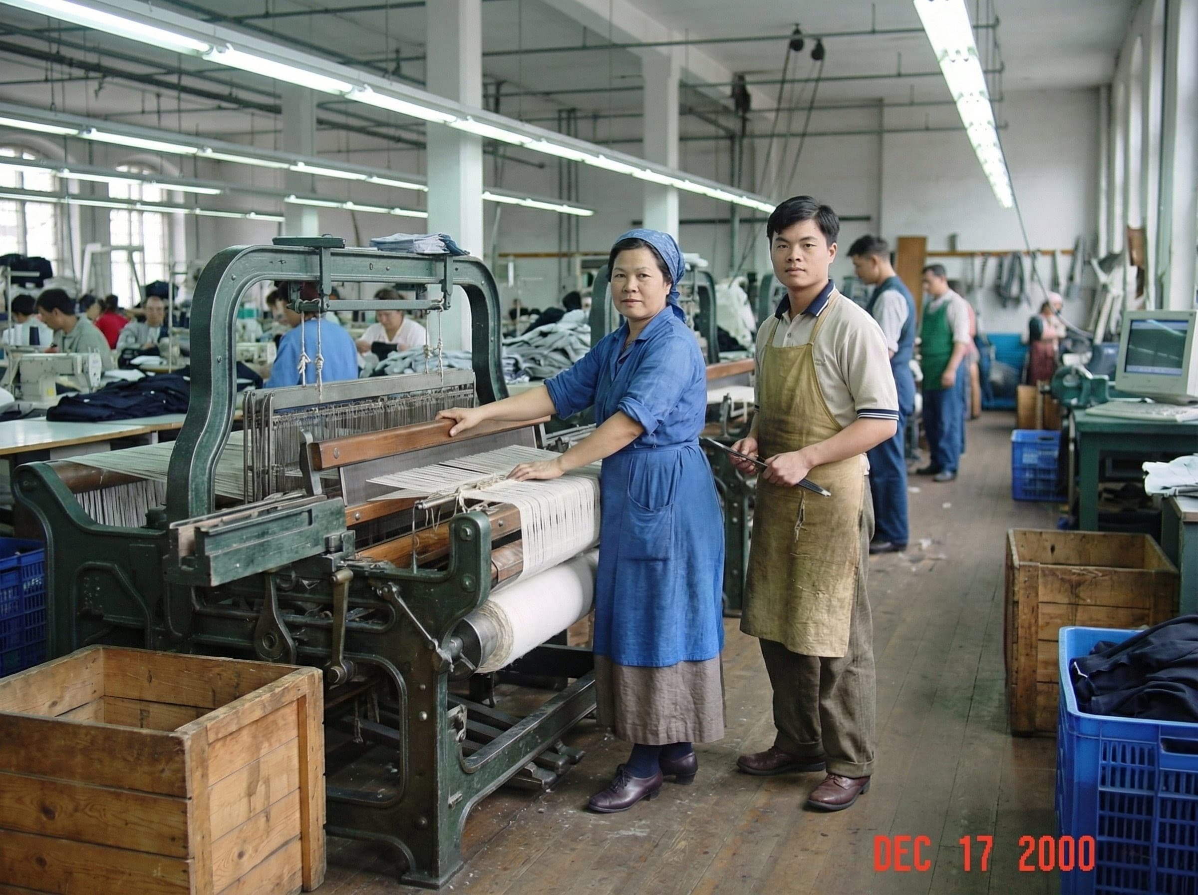 2000年和媽媽一起工作的照片