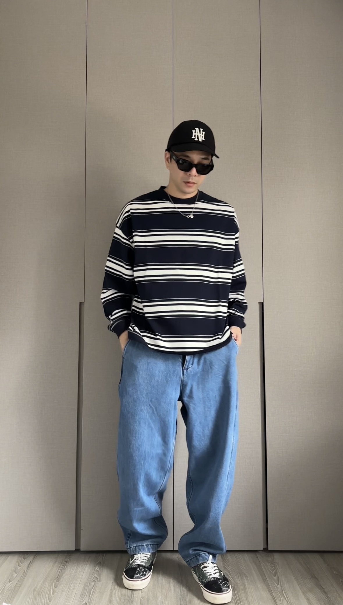 微錐形原色牛仔褲