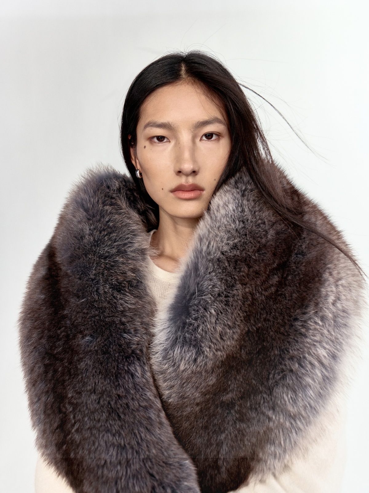 HANAA 新款100%狐狸毛隱形式插袋造型感圍巾 (180*18cm)