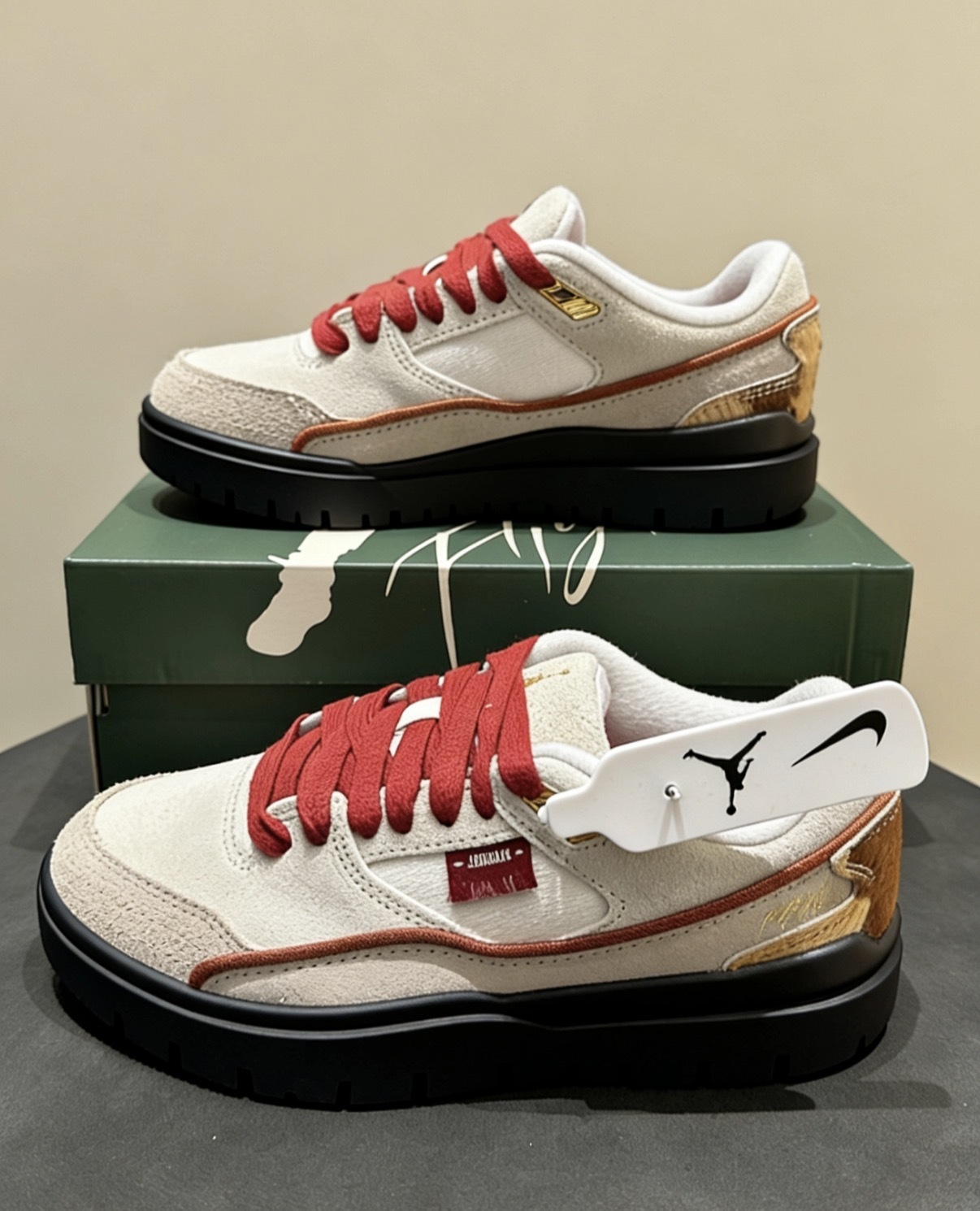 女鞋 NIKE W JORDAN FLIGHT COURT SE 米紅 馬年 新年 麂皮 馬紋 緩震 休閒 運動鞋【IQ1107-171】CNY