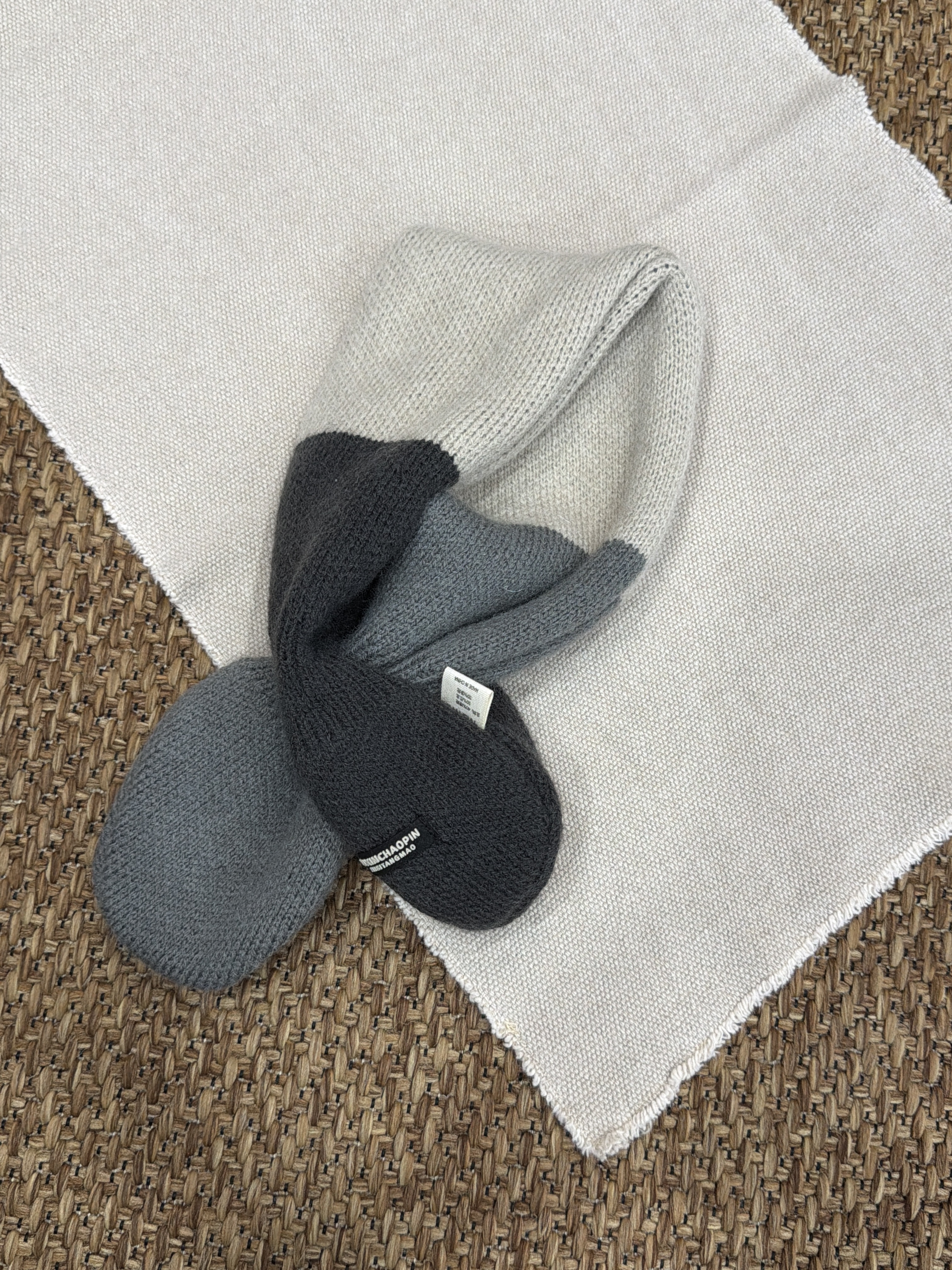 拼色交叉針織圍巾