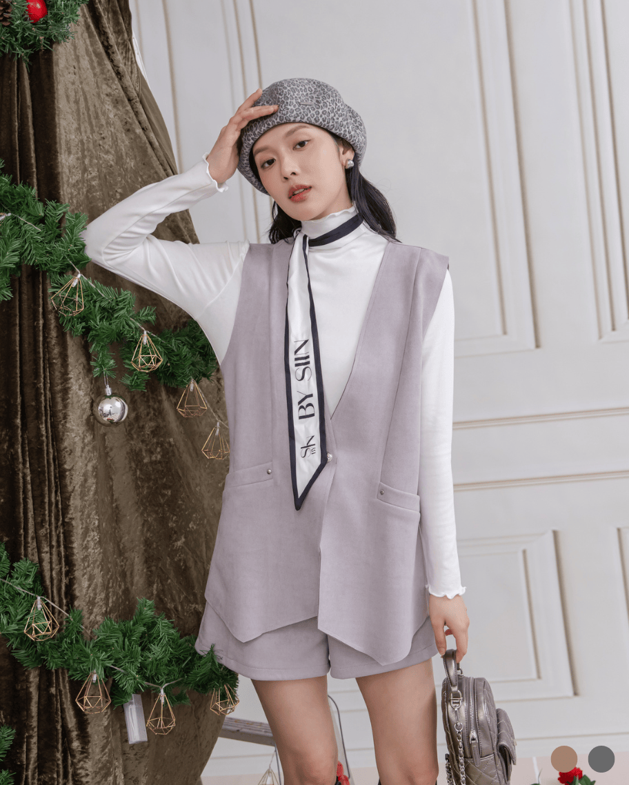 極簡V領修身剪裁背心