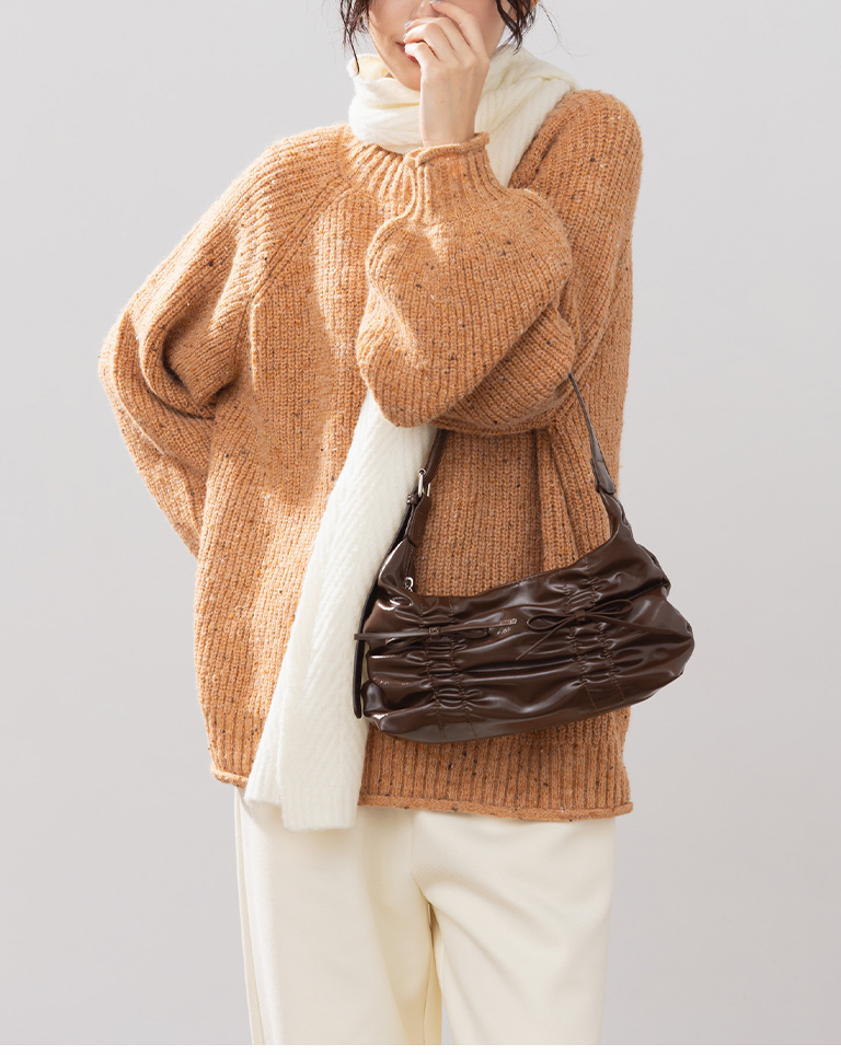 Crinkled bow leather shoulder bag with strap, available in four colors【06010510】in stock+pre-order