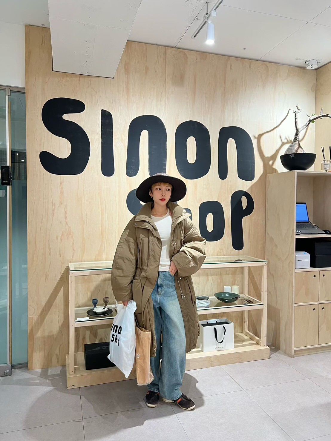 #AD76大口袋長版鵝絨外套(咖/黑)