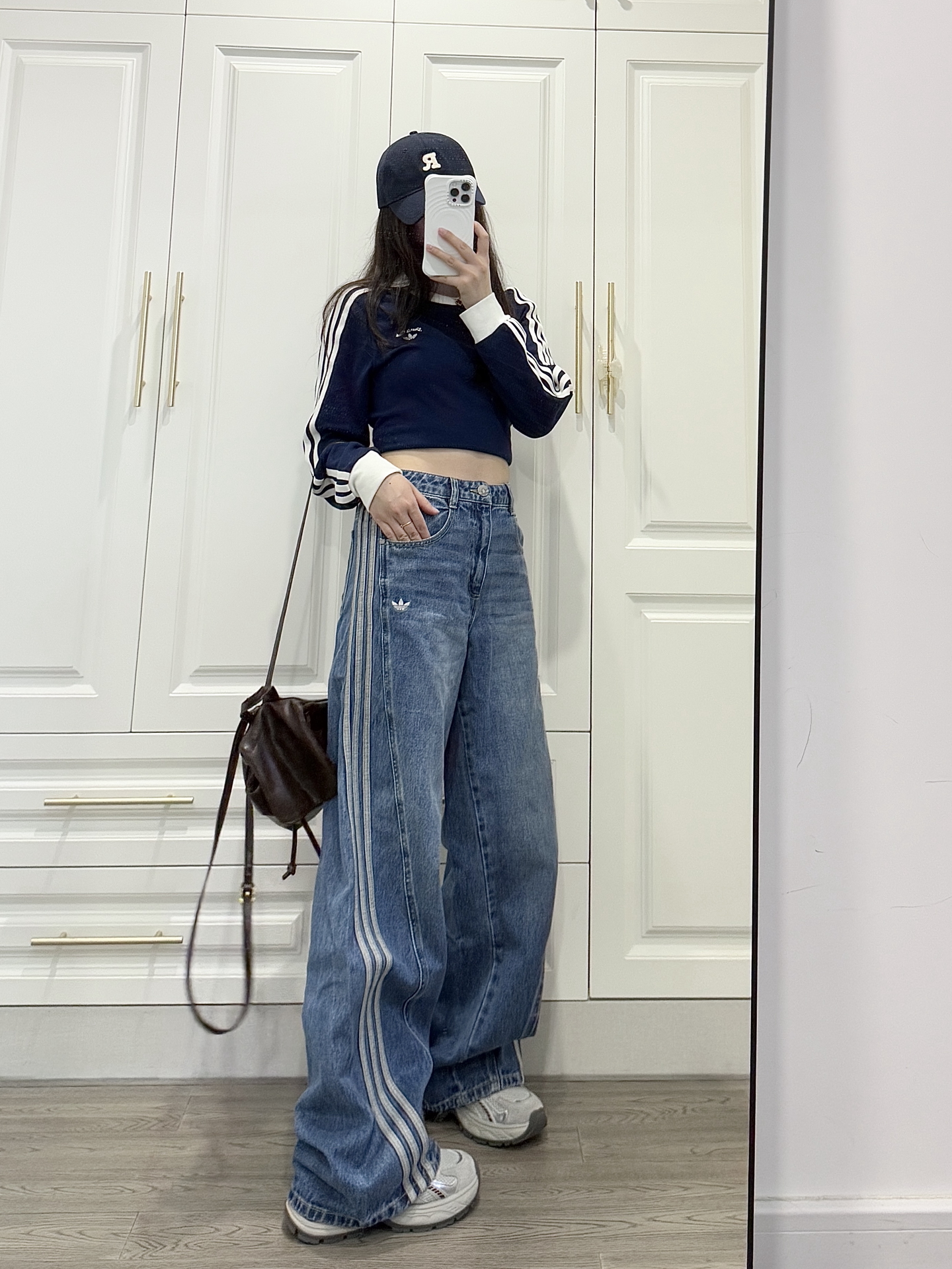 代購-adidas originals Loose AW24 條紋舒適親膚闊腿牛仔褲