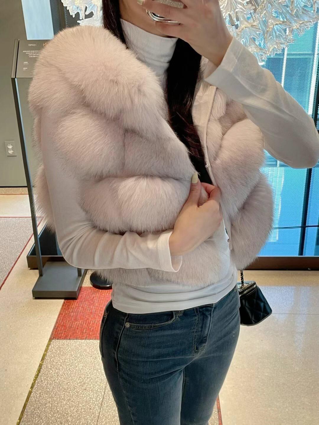 Premium line-  連翻領帽 · 狐狸毛Sagefur 馬甲皮草- ✨收藏級✨ **Special price**