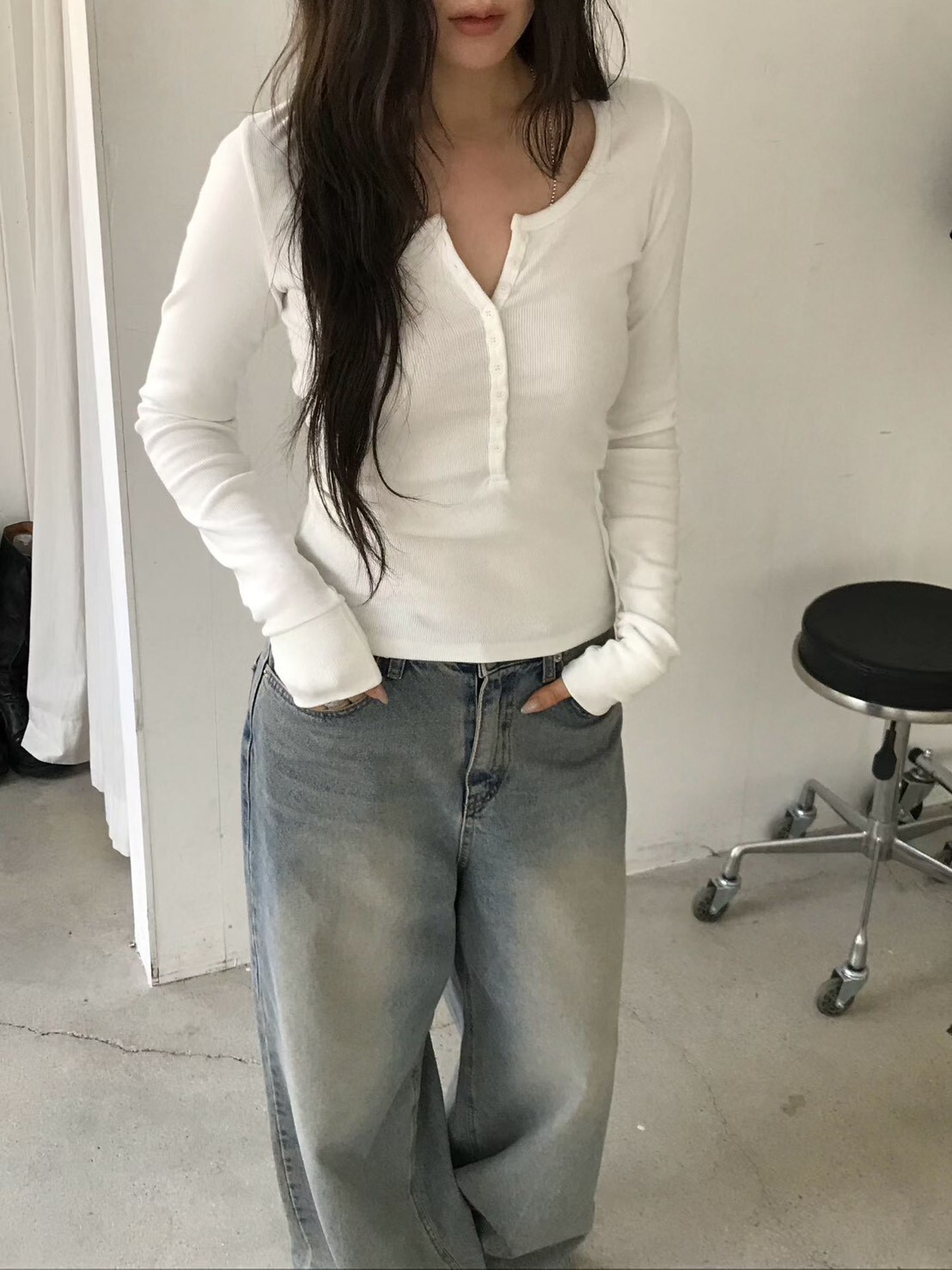 #AD82半排釦修身上衣(黑/白/灰)