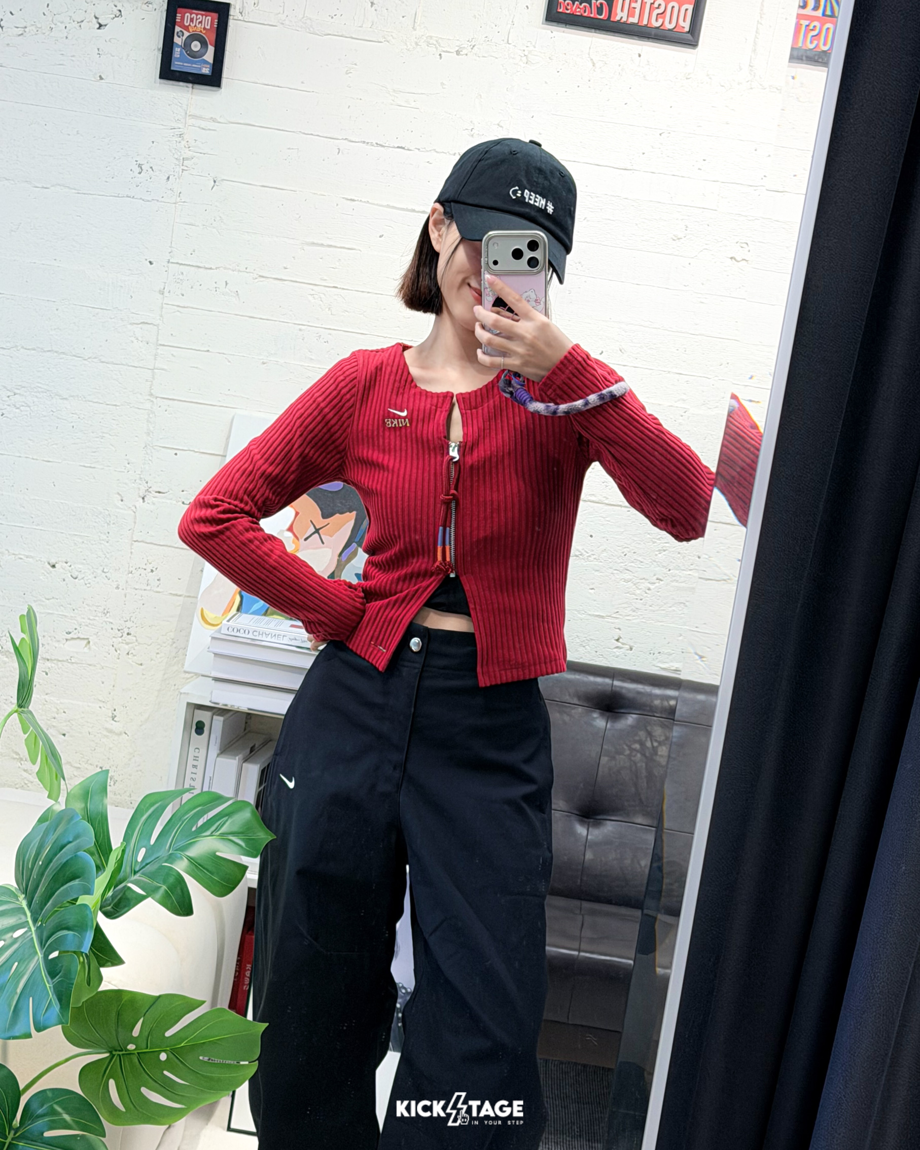 女款 NIKE NSW CHILL KNIT CNY 紅色 馬年 新年 刺繡 羅紋 合身 開襟 拉鍊 V領 長袖【IQ3828-613】NKTF